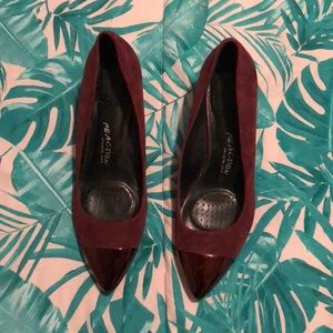 Kenneth Cole Reaction DarkRed Suede Metallic Heels